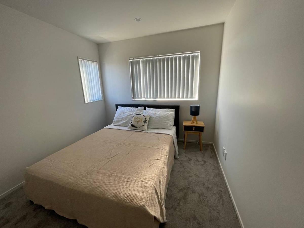 4 Bedroom Home Fully Furnished In Papakura, Auckland Luaran gambar